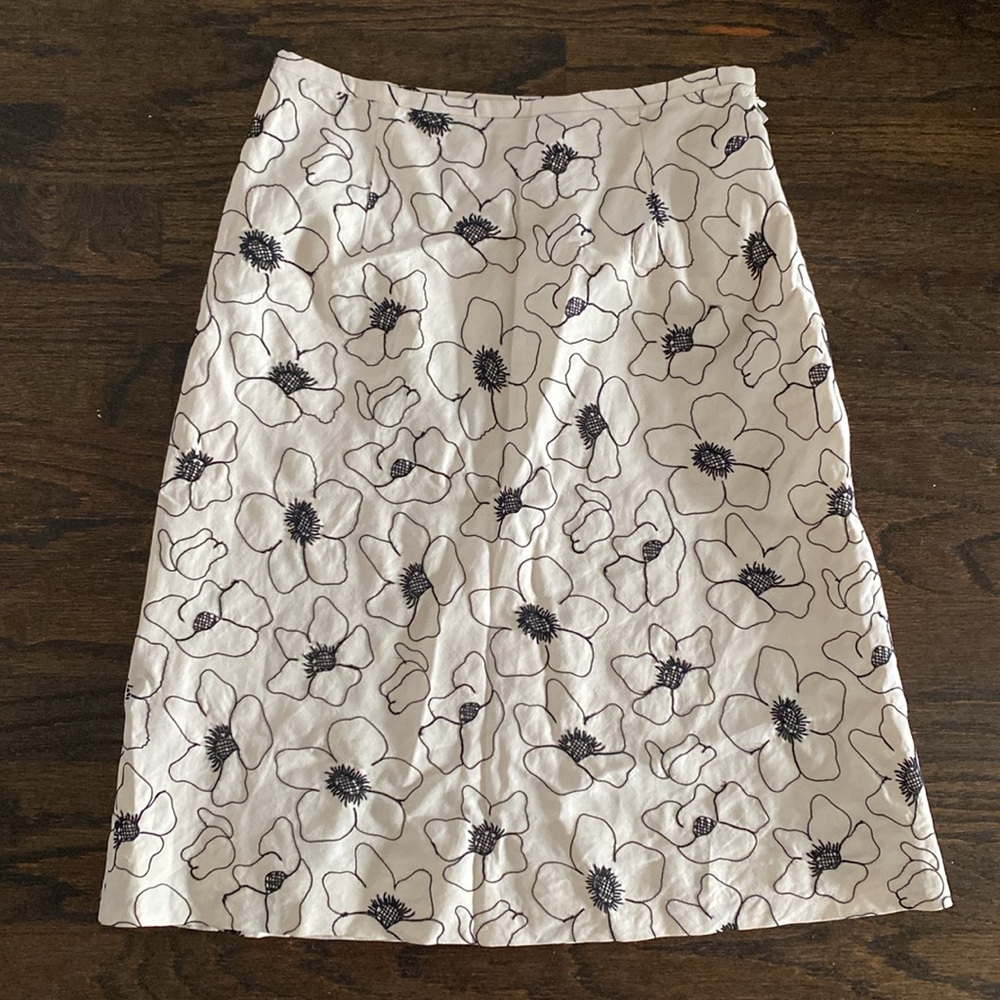 Oscar DeLa Renta cream and black silk and‎ linen flroal embroidered circle skirt